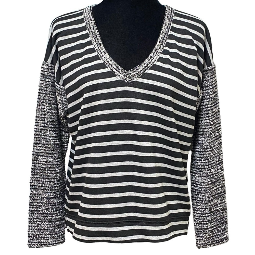 Sanctuary Black Gray Stripe Knit V-Neck Sweater XS Drop Shoulder Slouchy